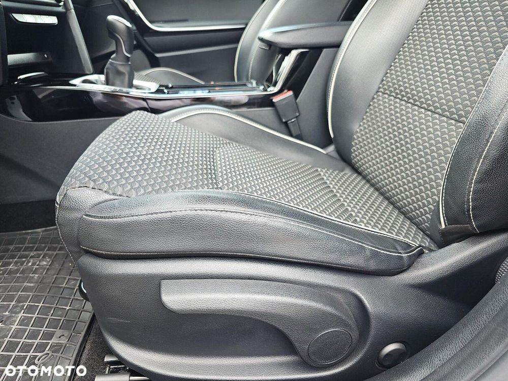 Kia XCeed 1.5 T-GDI Business Line - 37