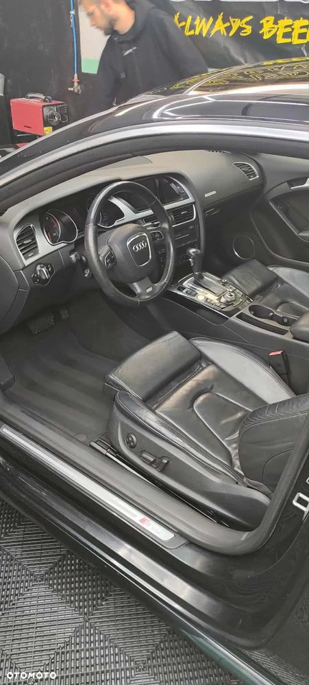 Audi A5 Coupé 3.2 FSI Quattro Tiptronic - 5