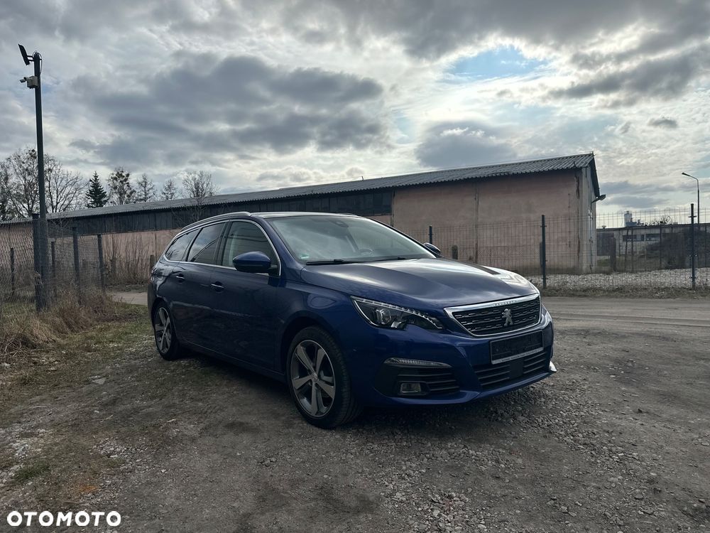 Peugeot 308 BlueHDi 130 EAT8 Business - 17