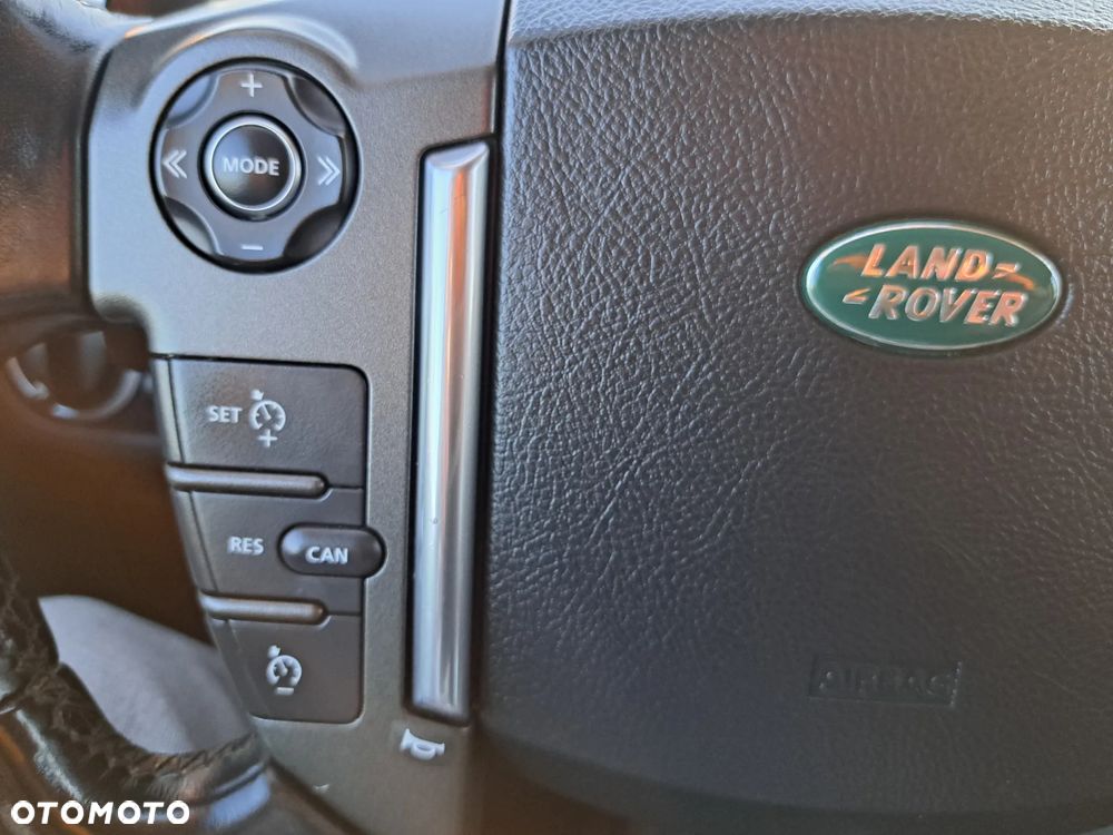 Land Rover Discovery SD V6 HSE - 10