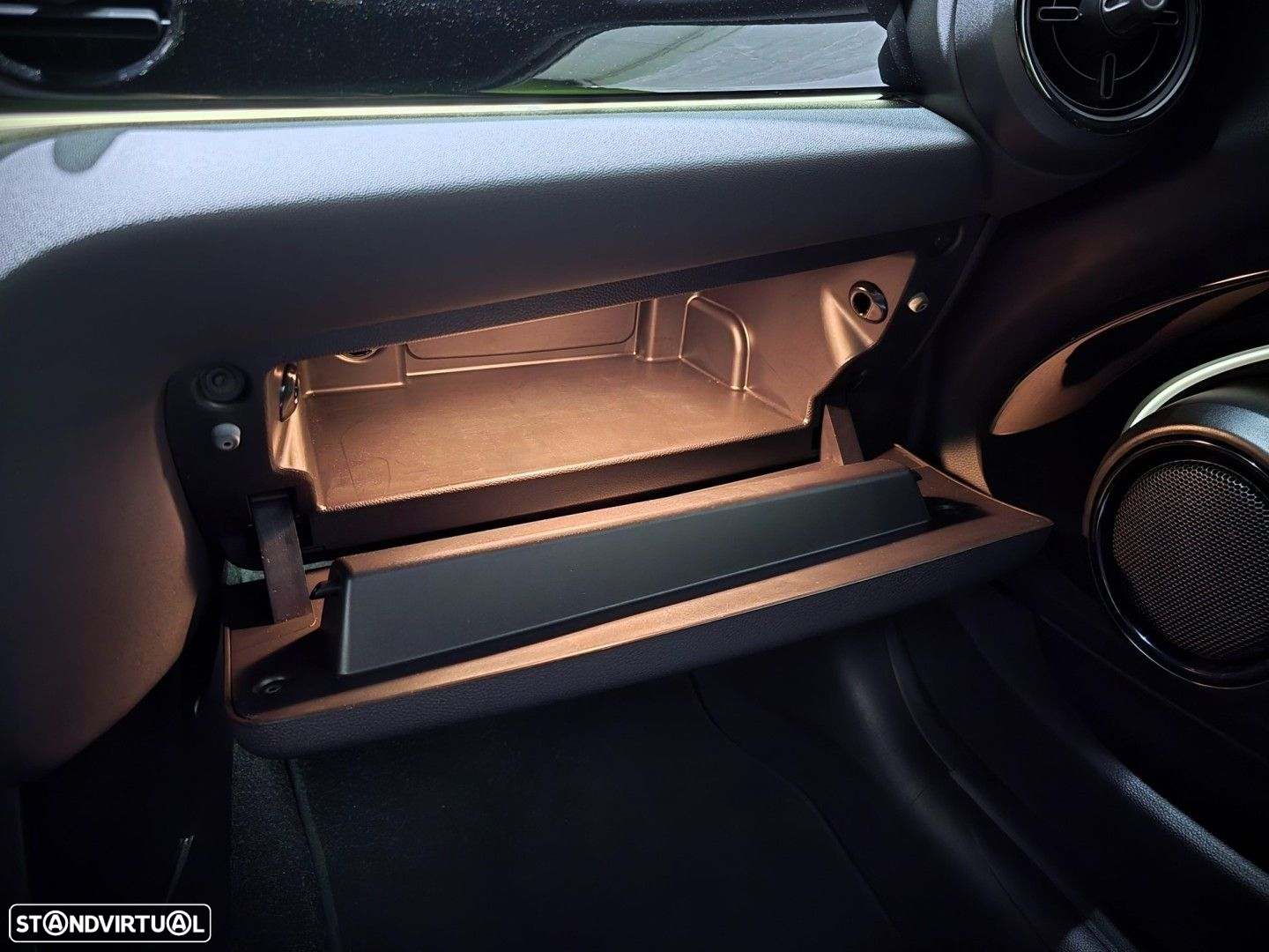 MINI 3 Portas Cooper SE - 24