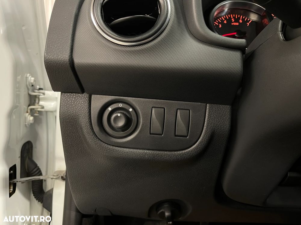 Dacia Logan 1.5 Blue dCi Laureate - 16