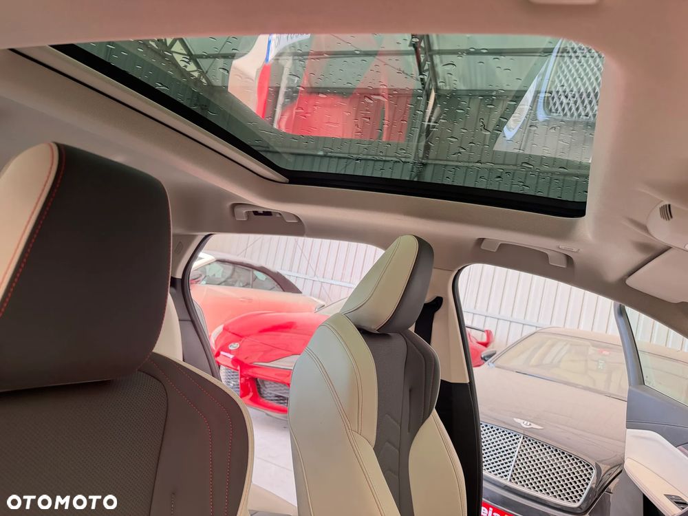 BMW X2 sDrive20i Advantage Plus - 10