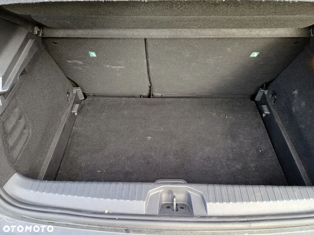 Renault Clio TCe 100 EXPERIENCE - 11