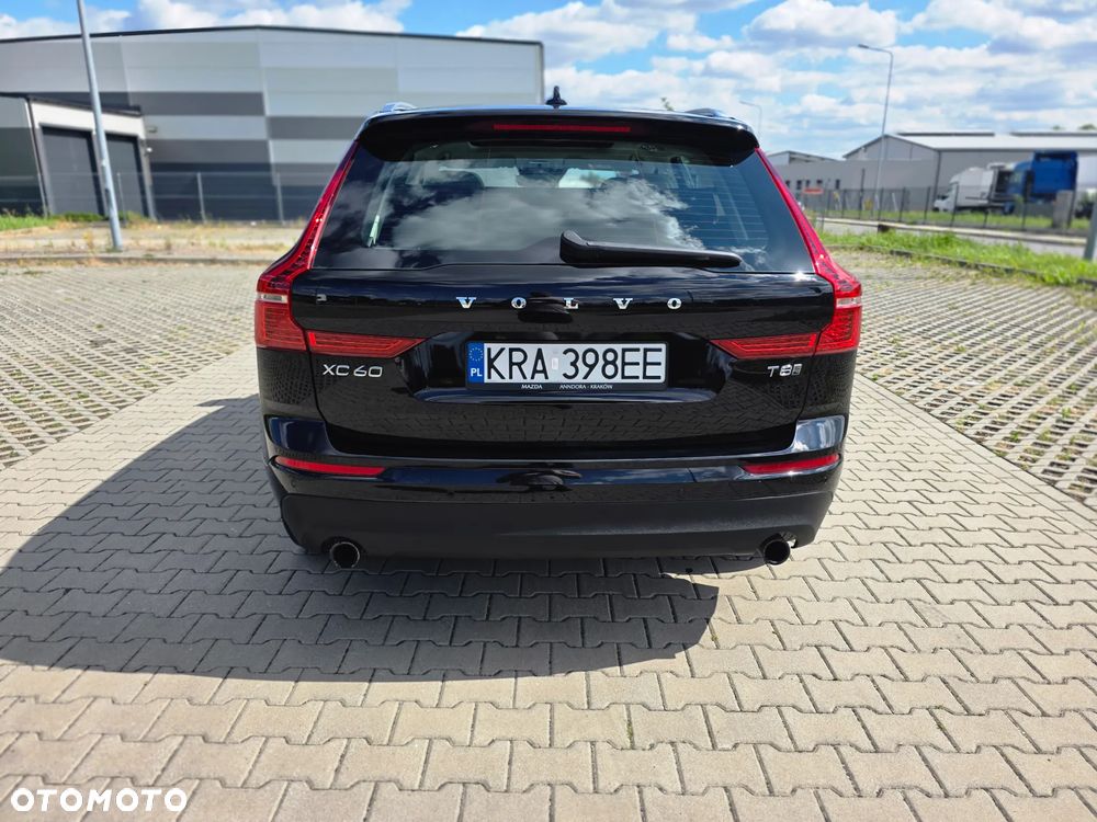 Volvo XC 60 T8 AWD Plug-In Hybrid Momentum - 6