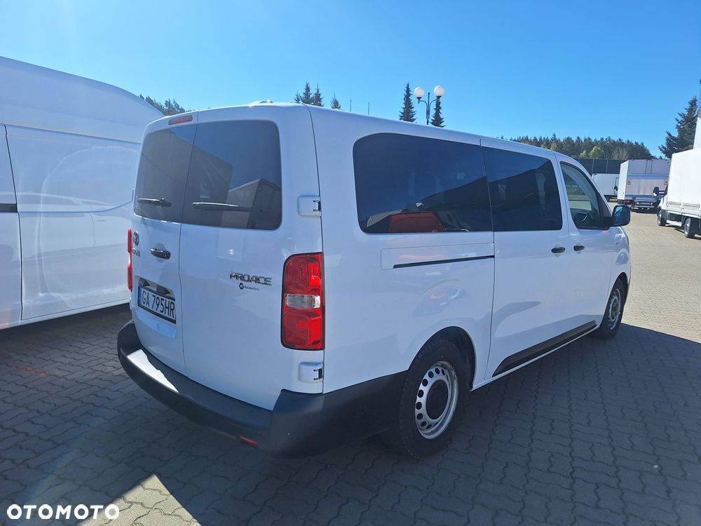 Toyota ProAce Kombi D-4D Long 2,8t - 4