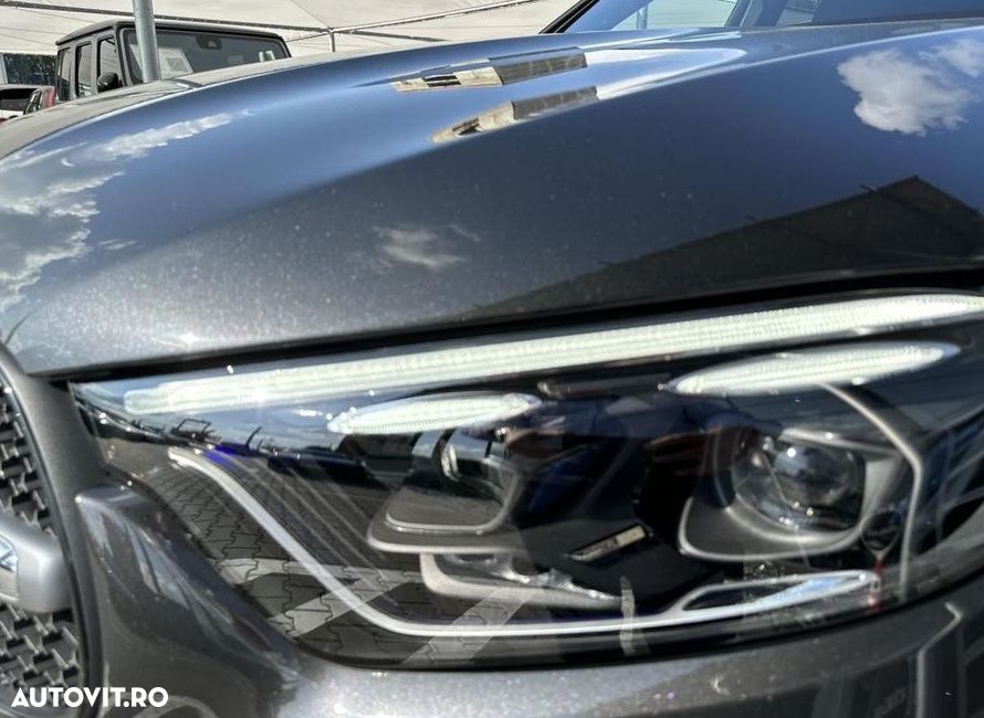 Mercedes-Benz GLC 300 e 4Matic 9G-TRONIC AMG Line Advanced - 9