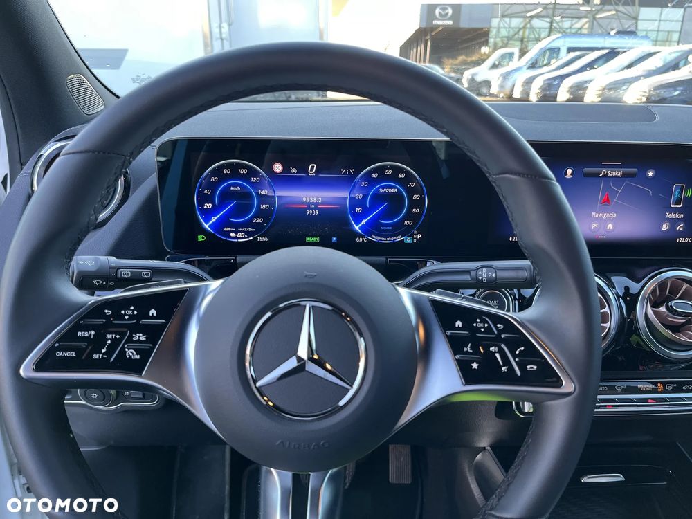 Mercedes-Benz EQA - 10