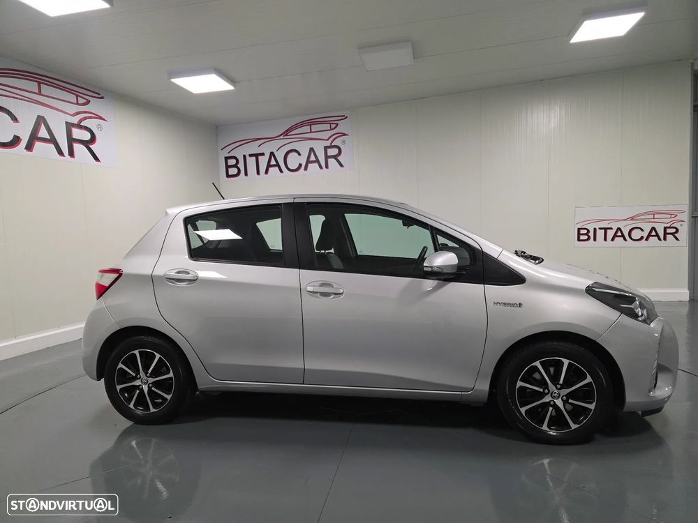 Toyota Yaris 1.5 HSD Comfort +P.Style+P.Techno - 4