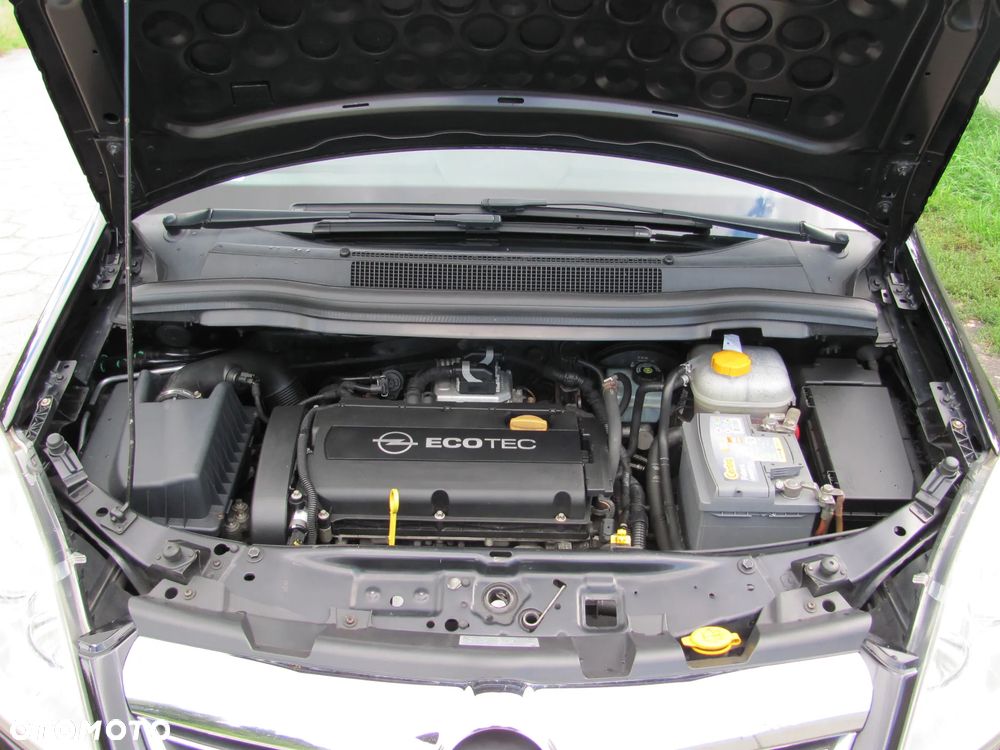 Opel Zafira - 31