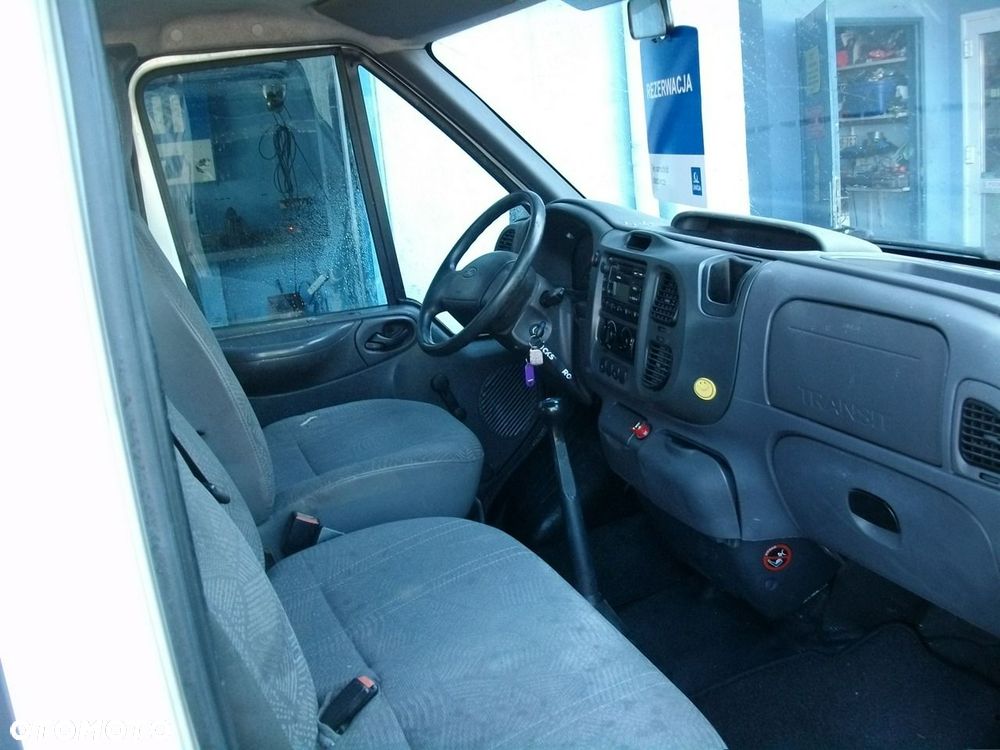 Ford Transit - 8