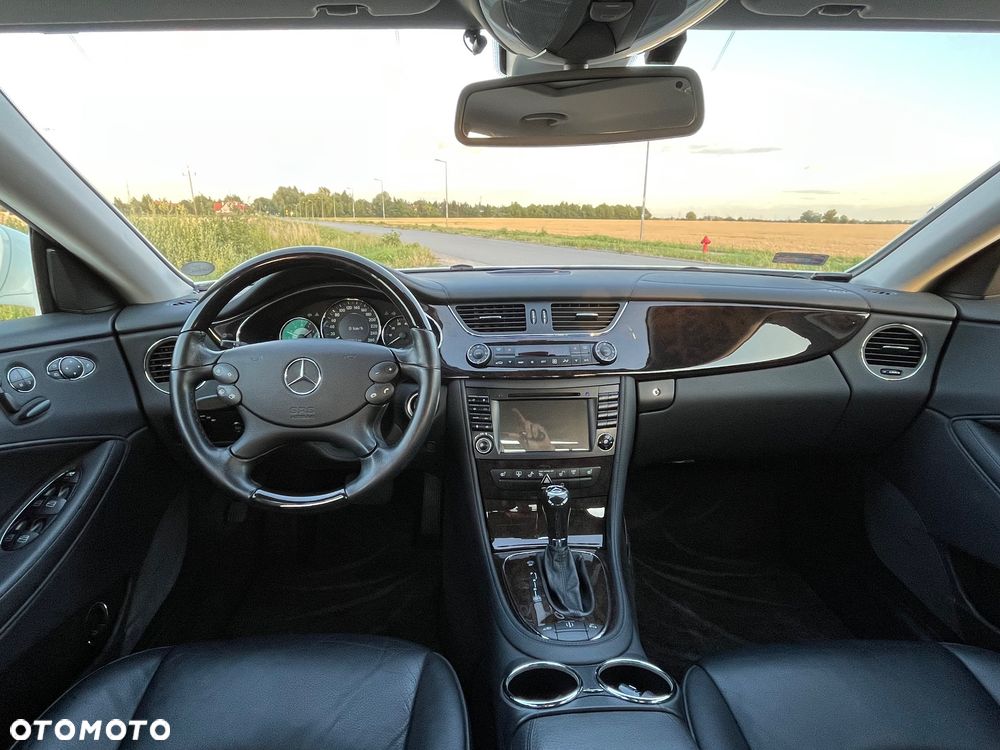 Mercedes-Benz CLS - 17