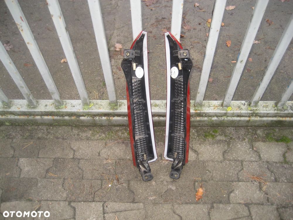 volvo xc90 lift 07-12r lampa tył lewa prawa górna 30698141 30698142 - 5