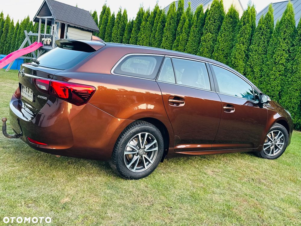 Toyota Avensis Touring Sports 1.6 D-4D Business Edition - 17