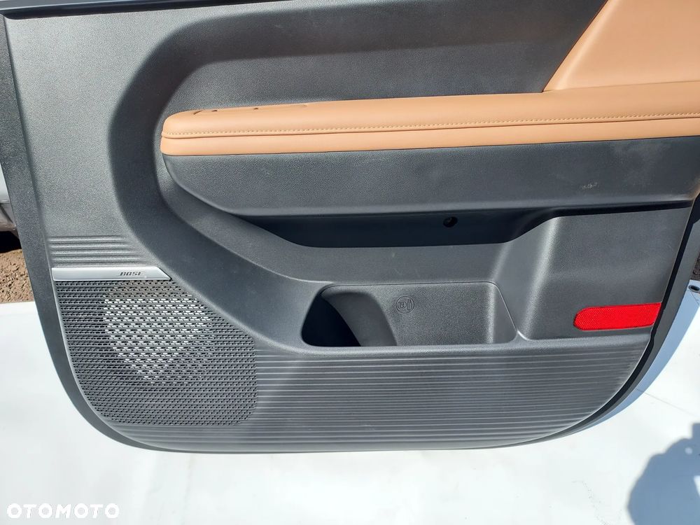 Boczek drzwi PP Santa FE V 82308P6000 - 4