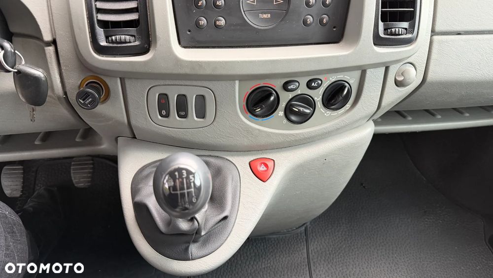 Opel Vivaro/Trafic/Primastar - 18