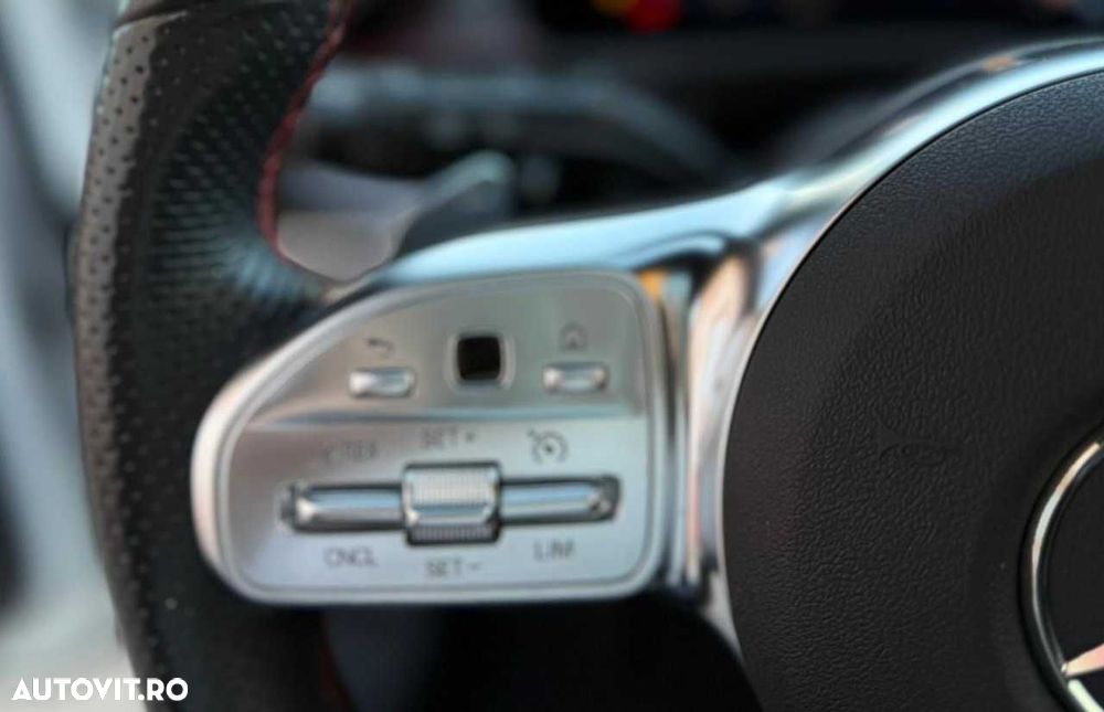 Mercedes-Benz CLA 180 - 23