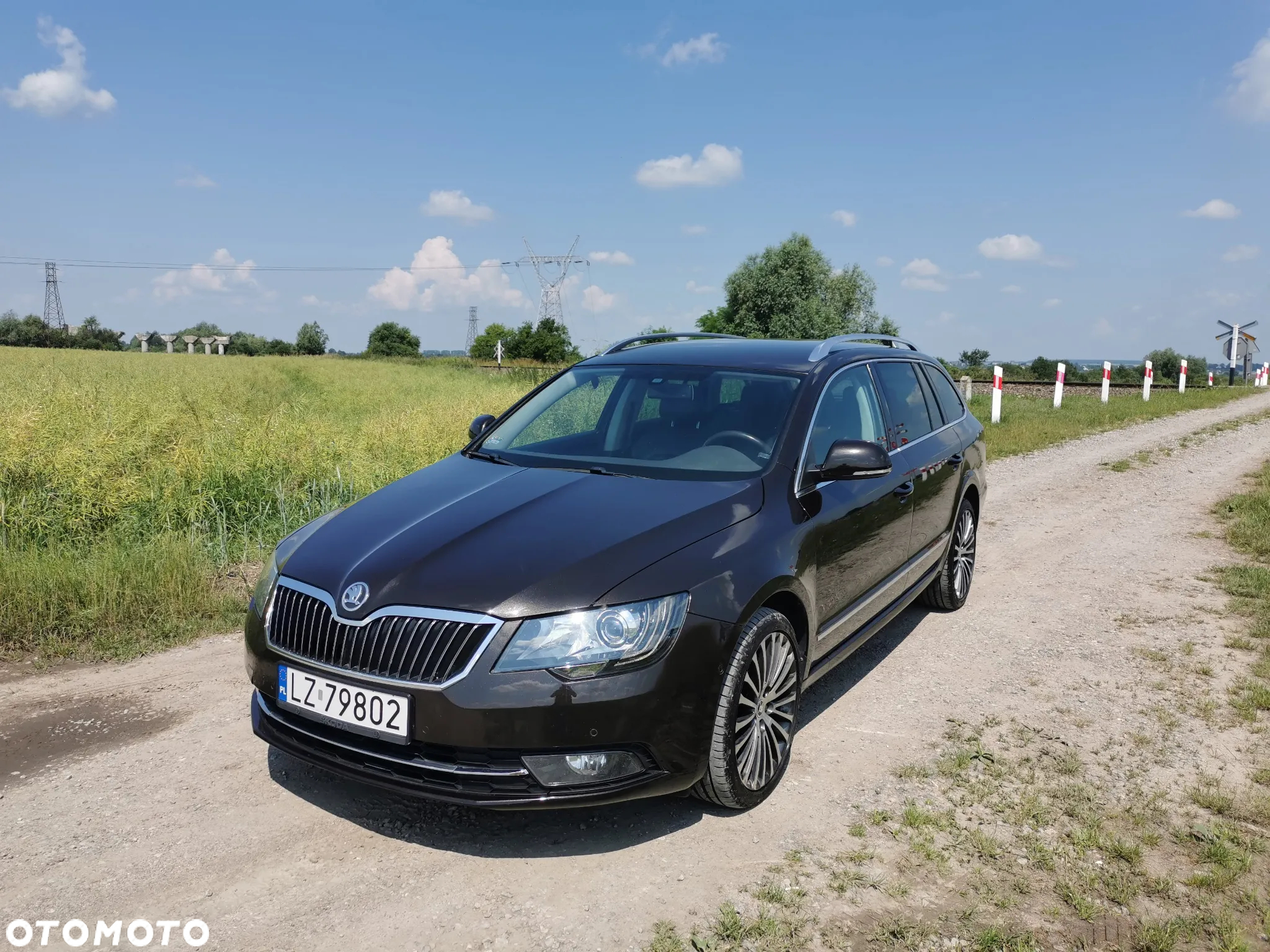 Skoda Superb 2.0 TDI 4x4 L&K DSG - 2