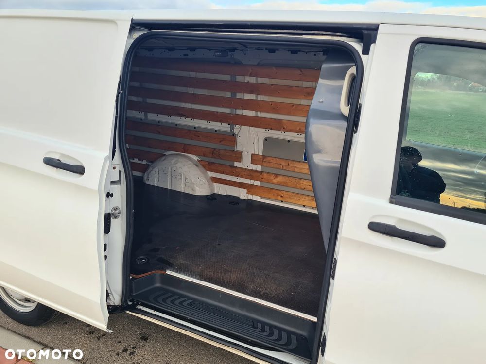 Mercedes-Benz Vito - 17