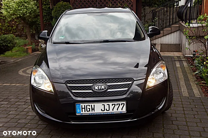 Kia Ceed - 15