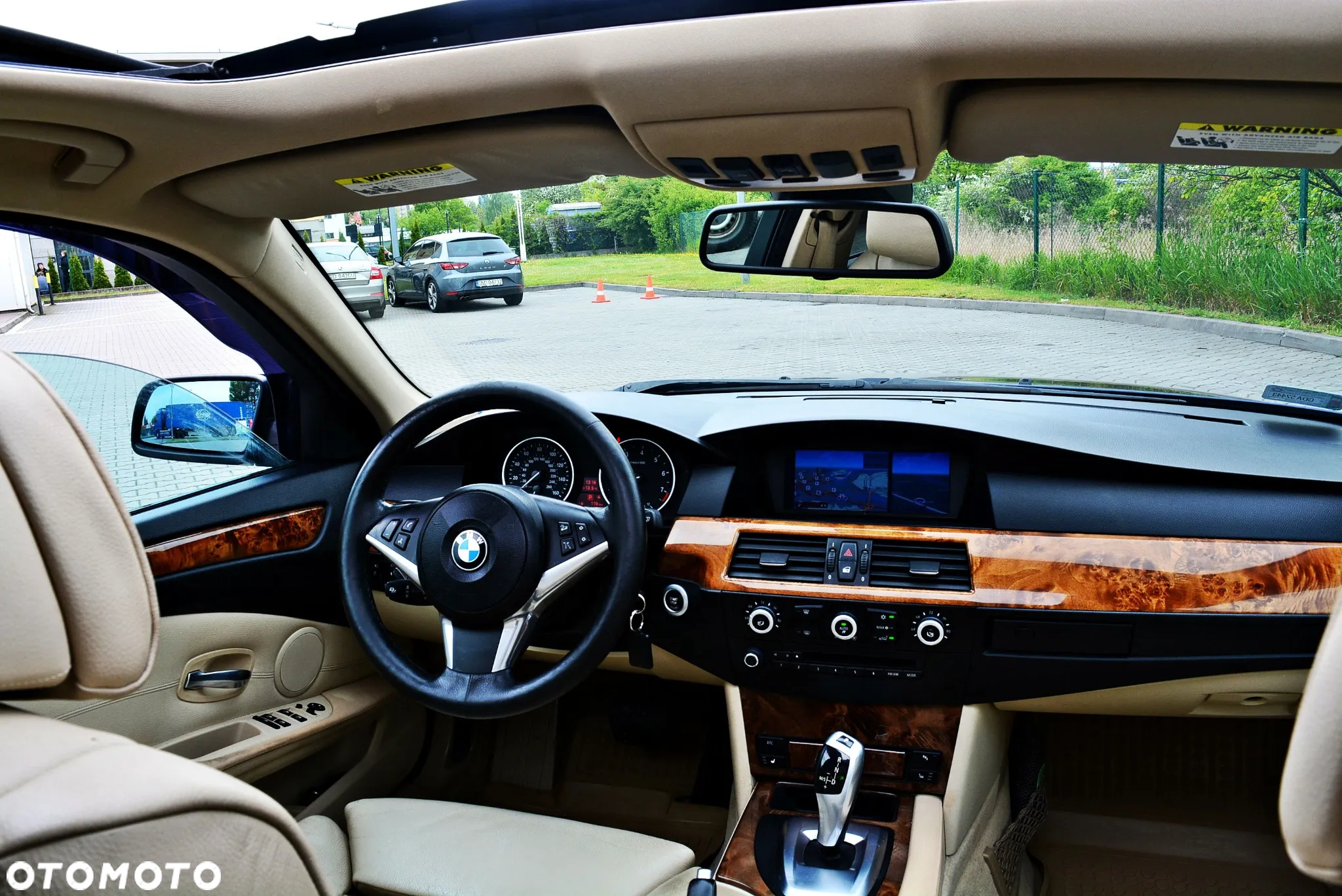 BMW Seria 5 535i xDrive Luxury Line - 31