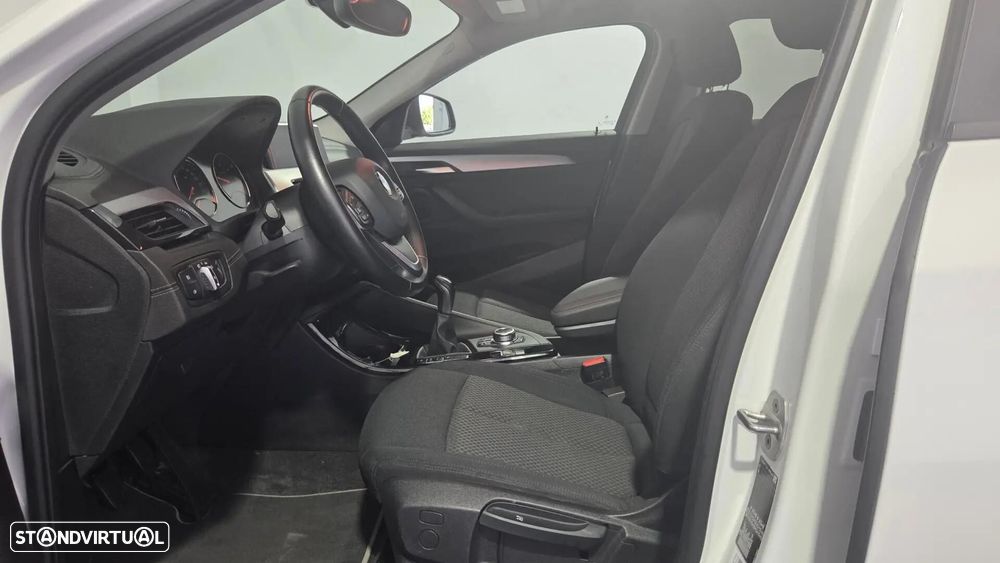 BMW X2 18 d sDrive Advantage - 16
