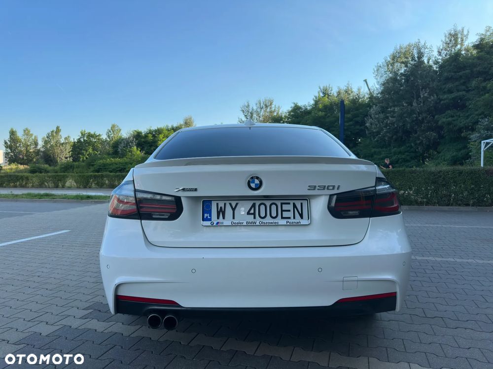 BMW Seria 3 330i xDrive M Sport Sport - 5