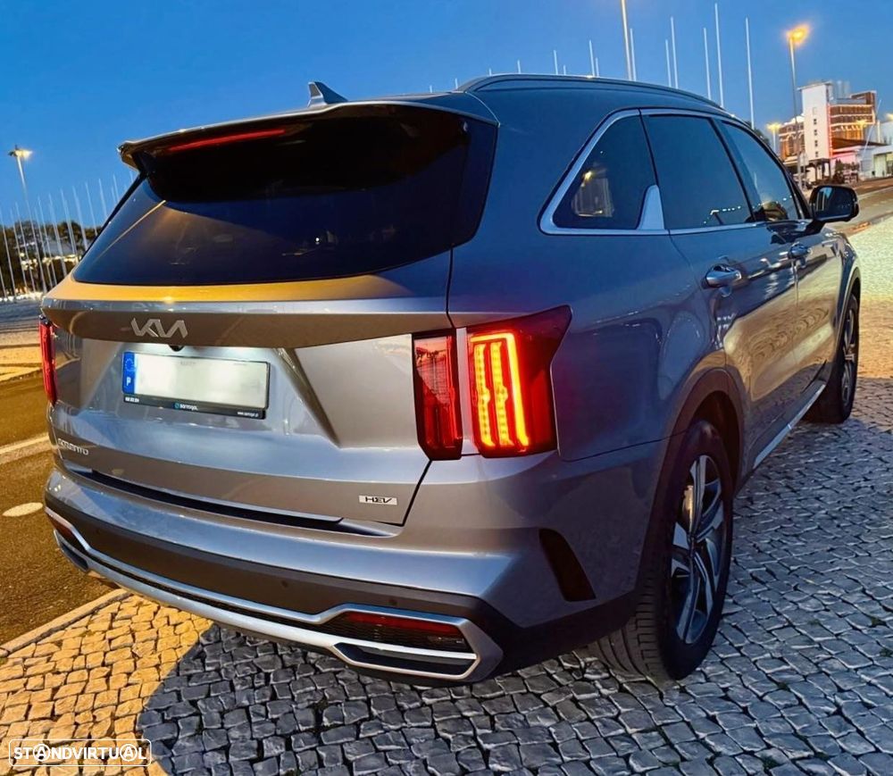 Kia Sorento 1.6 T-GDI HEV Concept - 8