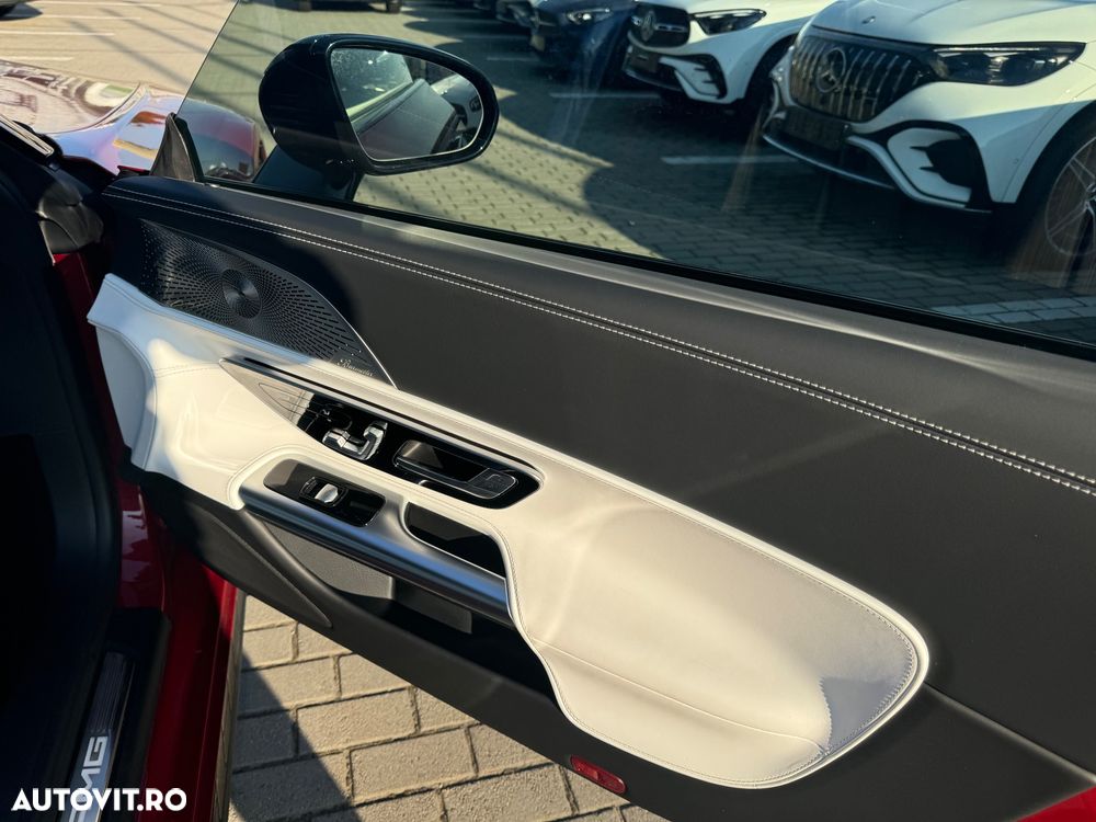 Mercedes-Benz SL AMG 55 4MATIC+ - 23