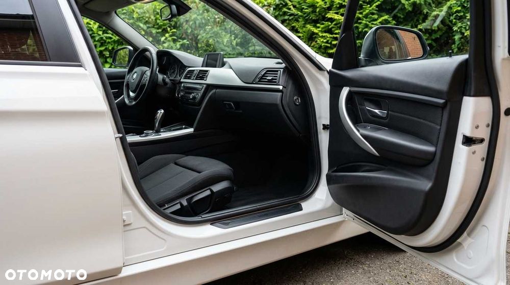 BMW Seria 3 - 6
