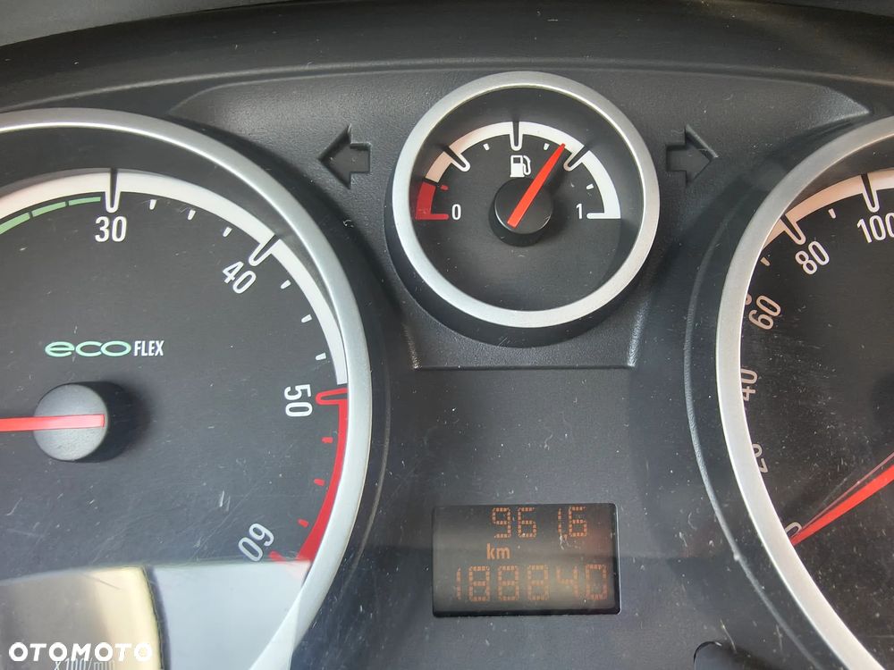 Opel Corsa 1.3 CDTI Enjoy - 10