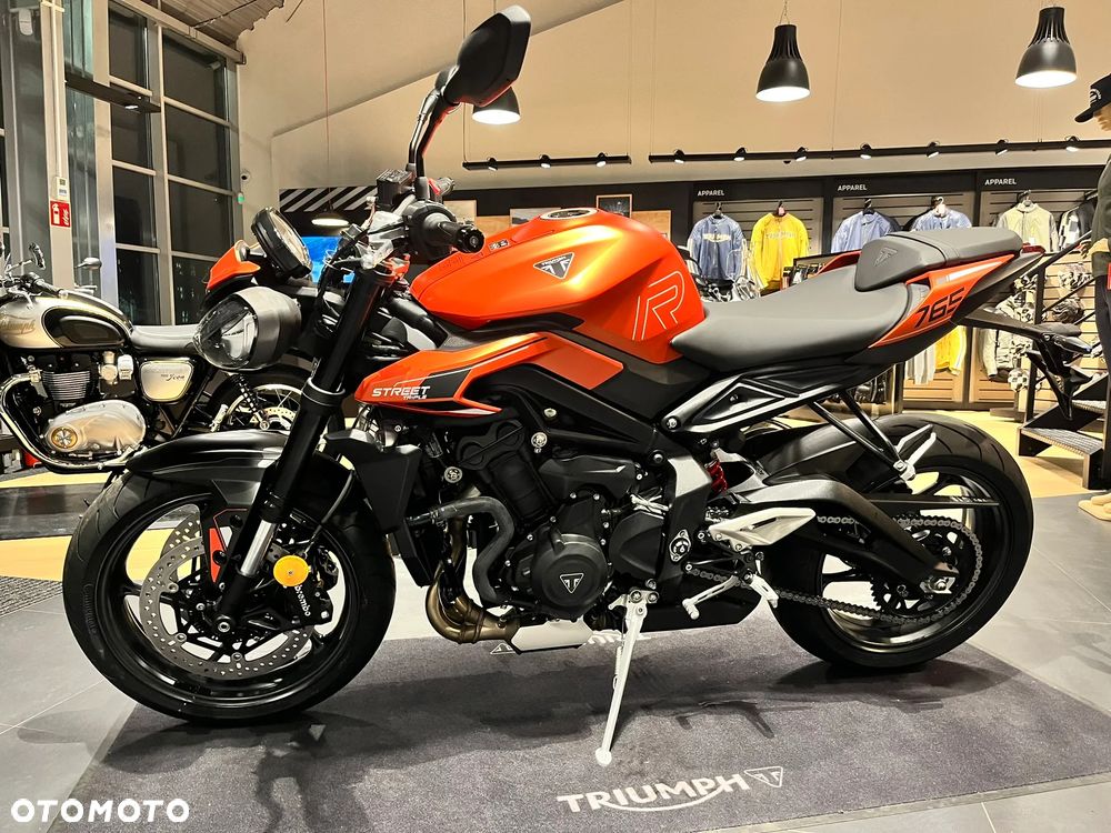 Triumph Street Triple - 5