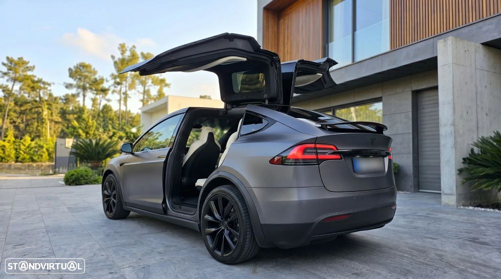 Tesla Model X Long Range - 4