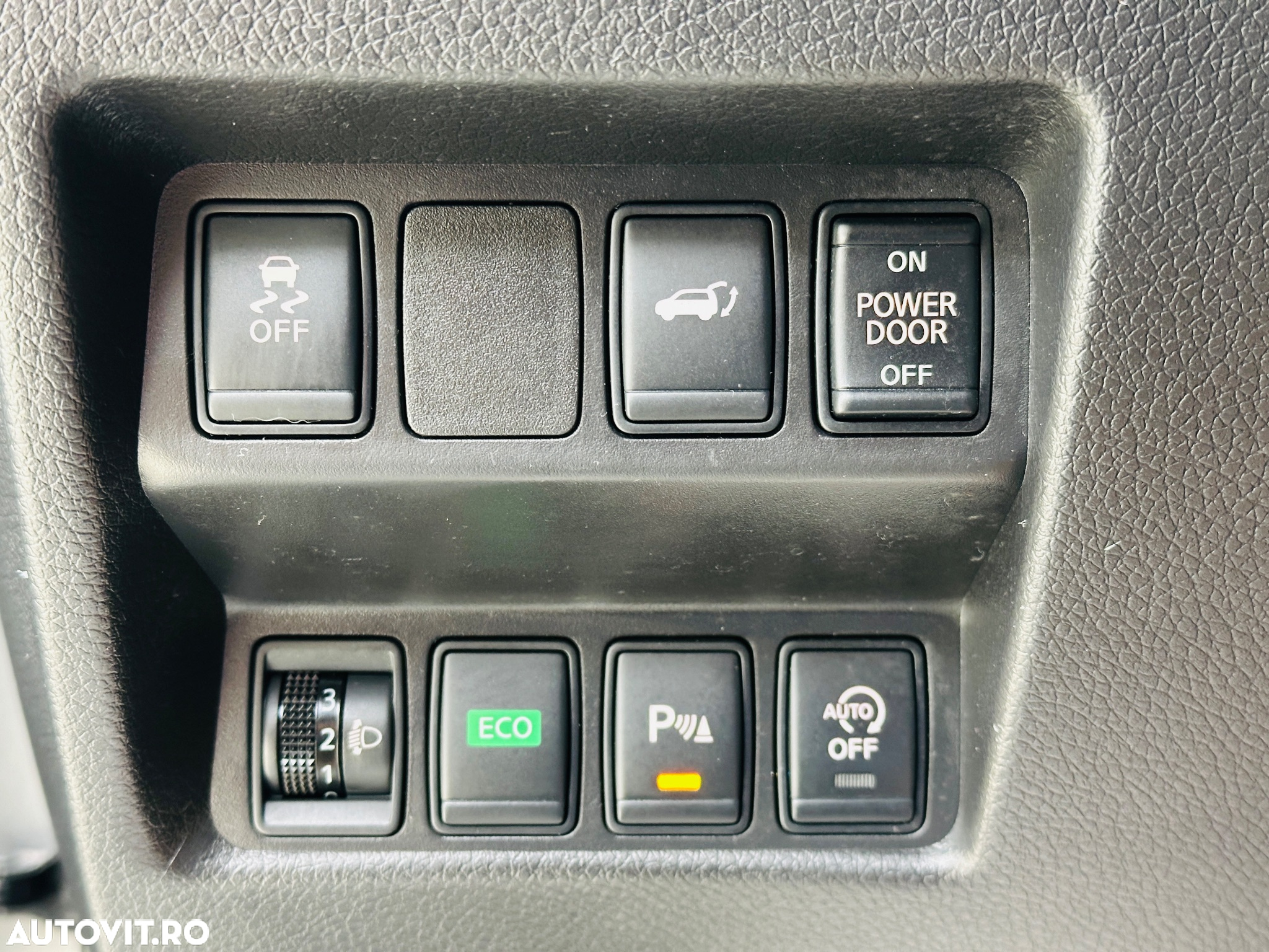 Nissan X-Trail - 32