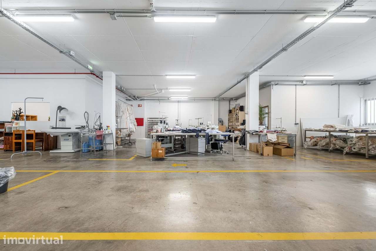 Armazém no Centro Empresarial de  Ferreiros - Grande imagem: 4/11