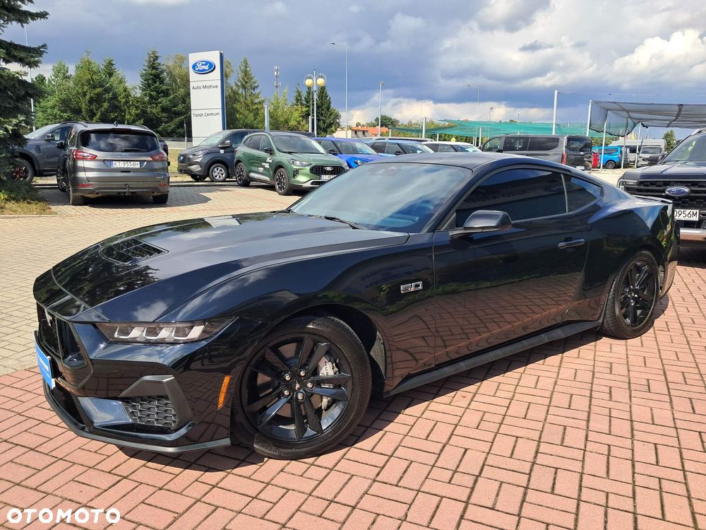 Ford Mustang - 8