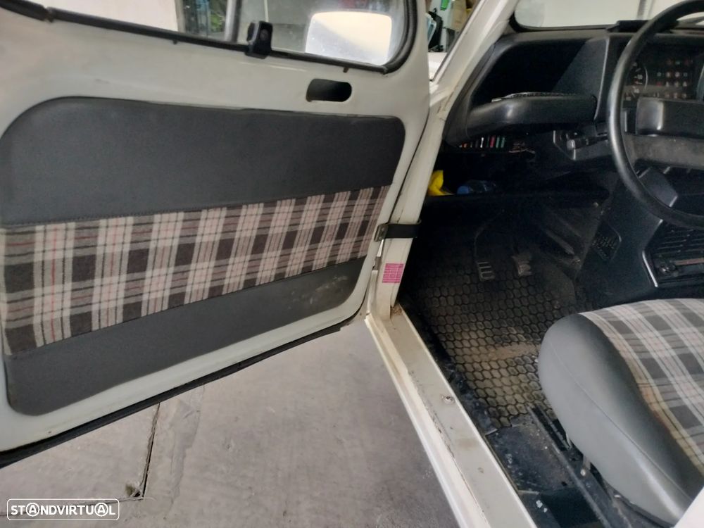 Renault 4 1.1 GTL - 7