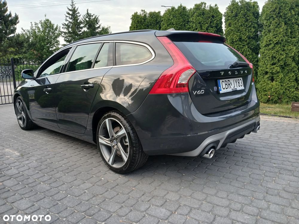 Volvo V60 D3 R-Design Momentum - 15