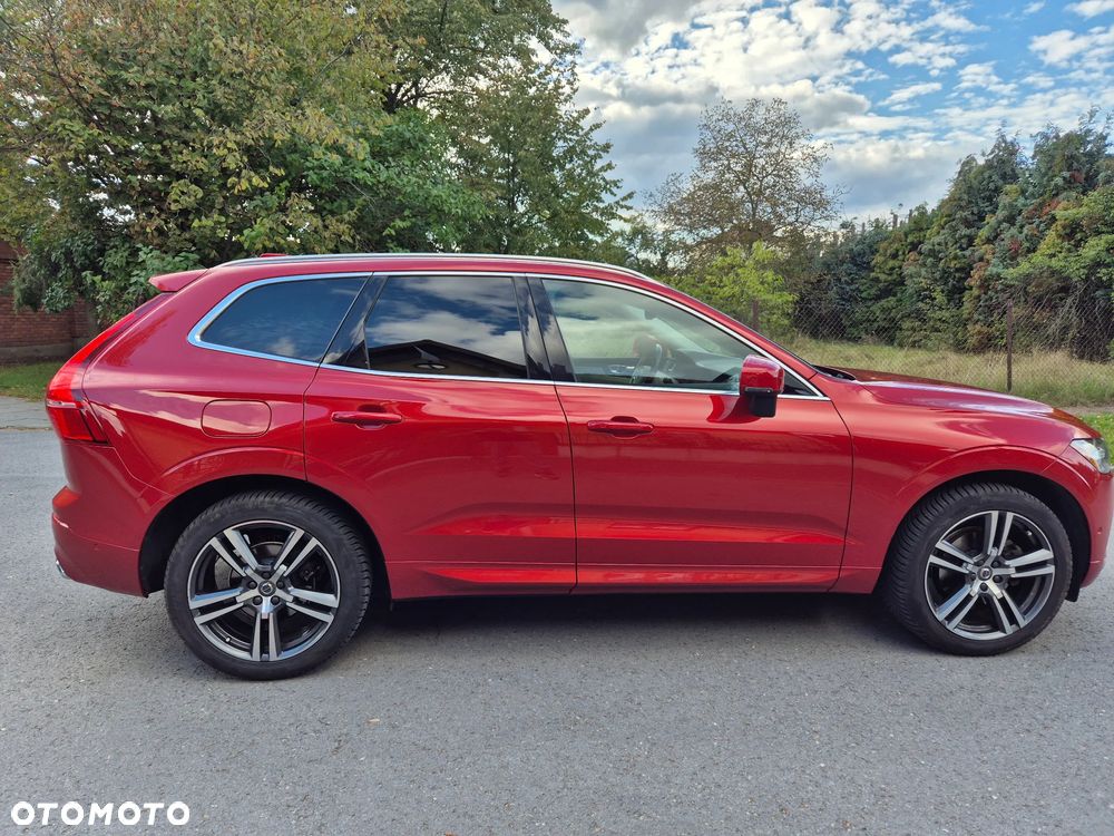 Volvo XC 60 T5 AWD Geartronic Momentum - 2