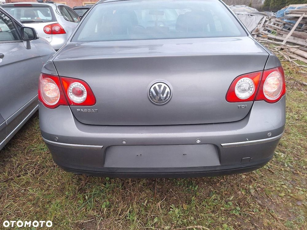 KOMPLETNY TYŁ KLAPA ZDERZAK LAMPA PDC VOLKSWAGEN PASSAT B6 SEDAN LA7T - 1