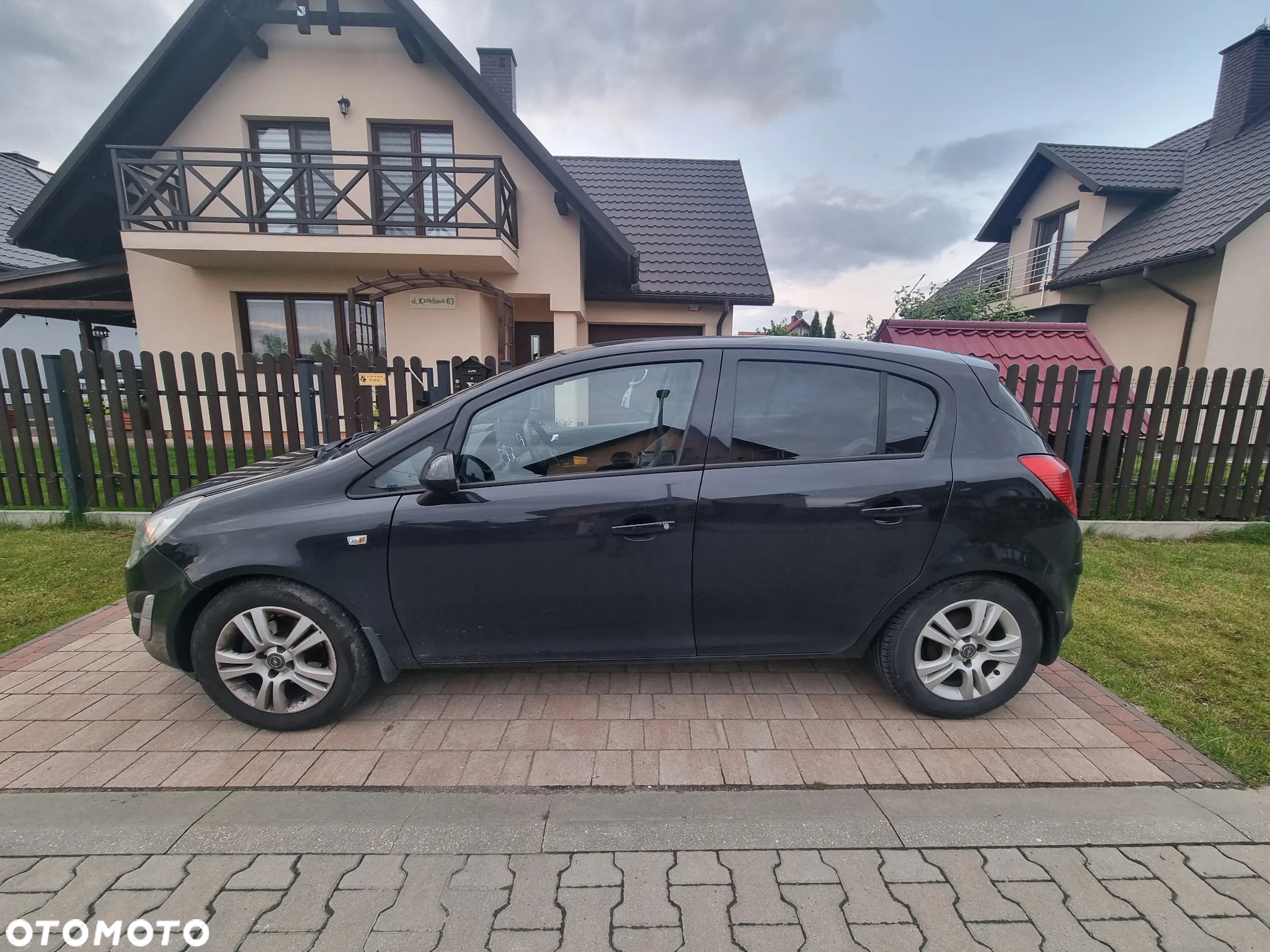Opel Corsa 1.2 16V Cosmo - 3