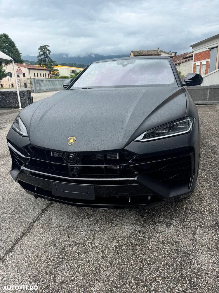 Lamborghini URUS - 3