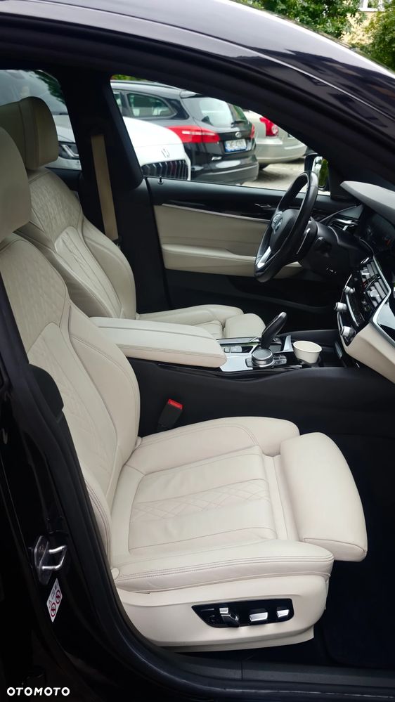 BMW 6GT 640i xDrive Luxury Line sport - 4