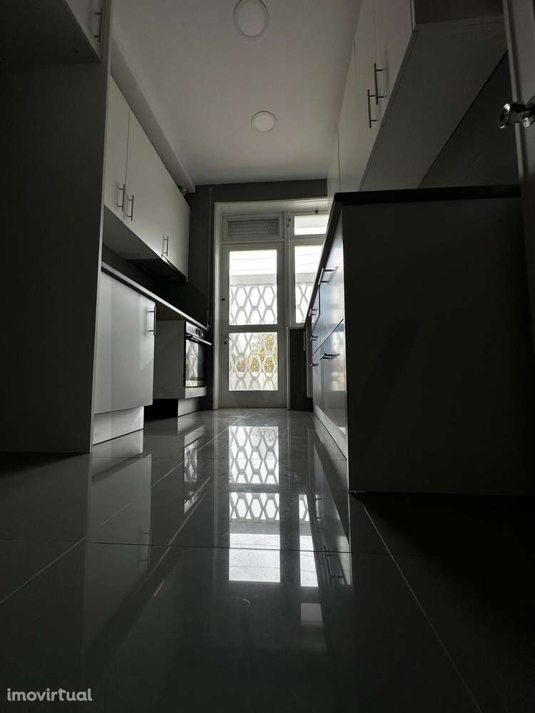 Apartamento paraT2 para Arrendamento - Grande imagem: 2/31