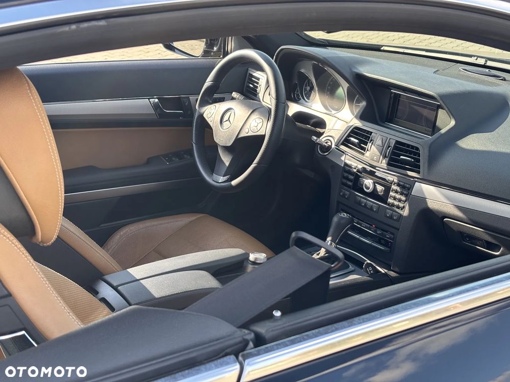 Mercedes-Benz Klasa E - 11