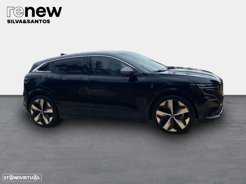 Renault Mégane E-Tech - 4