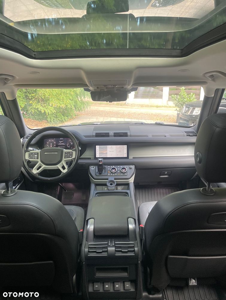 Land Rover Defender 2.0 D240 First Edition - 10