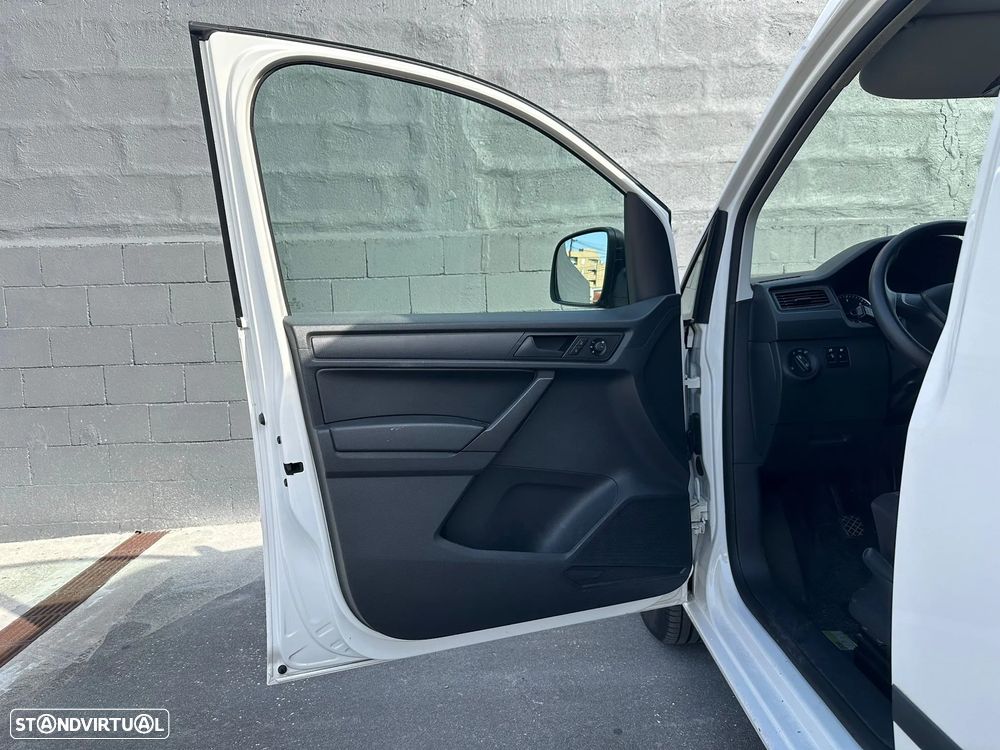 VW Caddy - 13