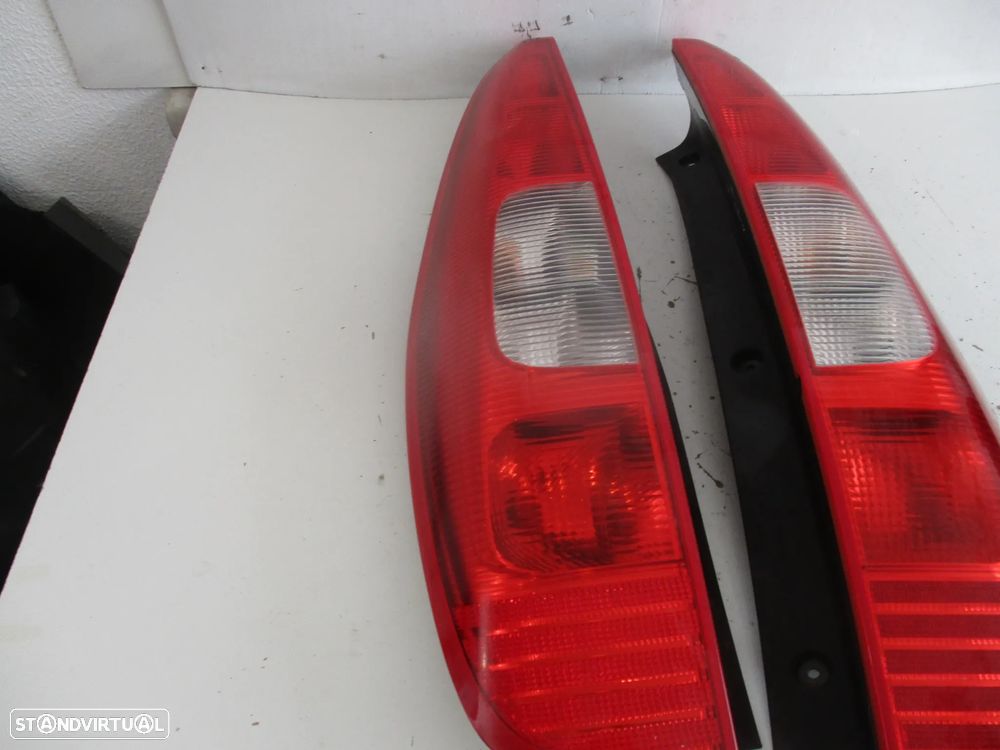 Farol Farolim Trás Mitsubishi Colt 2006 - 4
