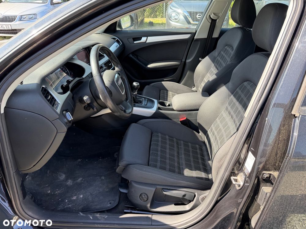 Audi A4 Limousine 2.0 TDI DPF quattro Attraction - 28
